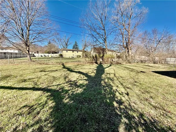$165,000 | 16014 Valentine Avenue, Belton, MO 64012