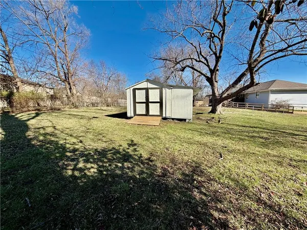 $165,000 | 16014 Valentine Avenue, Belton, MO 64012