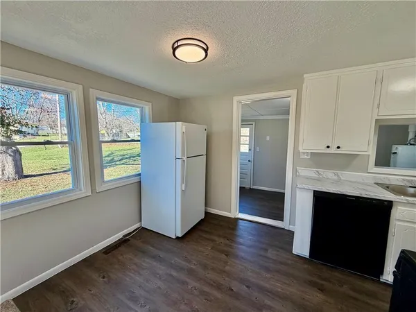 $165,000 | 16014 Valentine Avenue, Belton, MO 64012