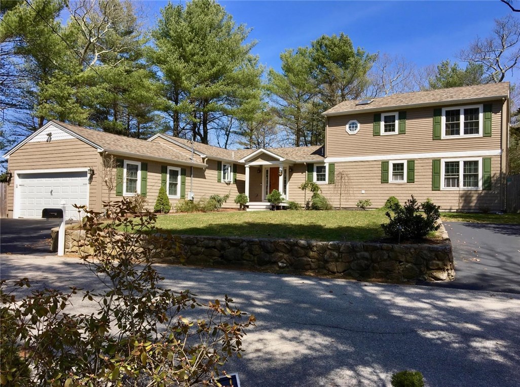 21 Alexandre Road Coventry, RI 02816 - Photo 1 of 39 Gallery Image 1