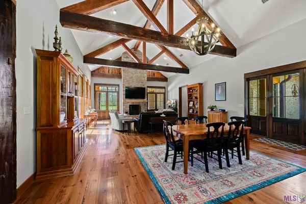 $1,899,000 | 8797 Ritchie Ln Street, St. Francisville, LA 70775
