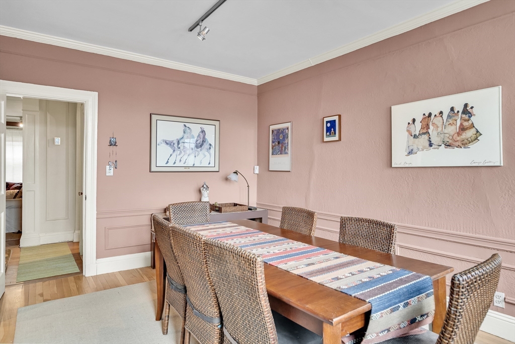 321 Tappan Street, Unit 3 Brookline, MA 02445 - Photo 11 of 39 a view of a dining room with furniture