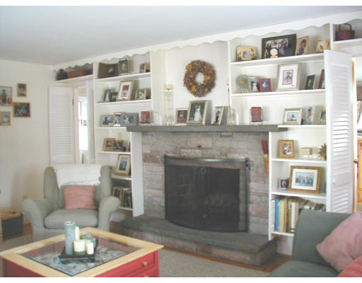206 Pearse Road Swansea, MA 02777 - Photo 7 of 10 Gallery Image 7