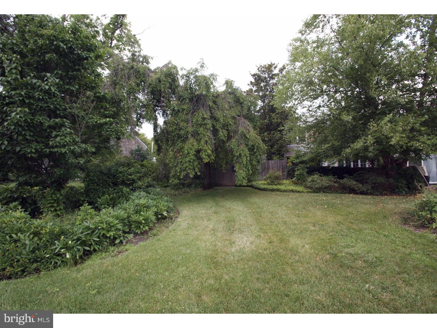53 Meade Road Ambler, PA 19002 - Photo 25 of 25 Side Yard