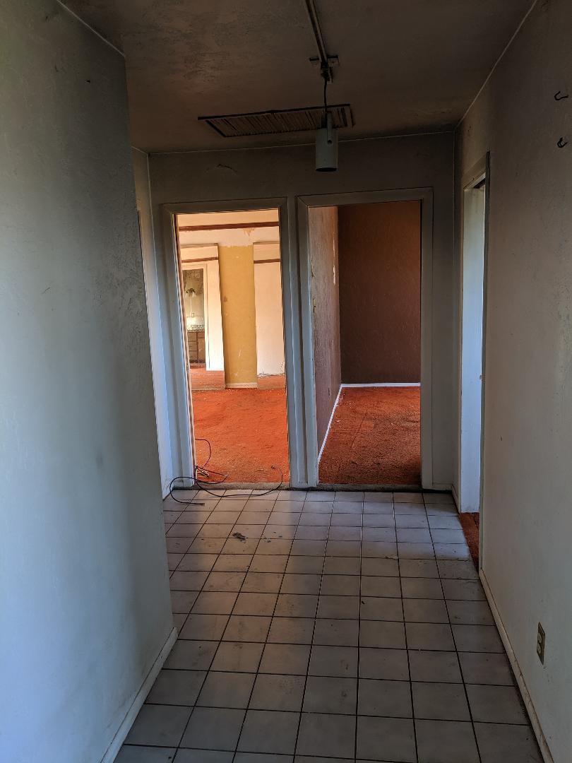 21665 Manton School Road Manton, CA 96059 - Photo 17 of 26 Hallway