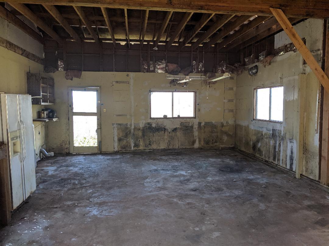 21665 Manton School Road Manton, CA 96059 - Photo 21 of 26 Garage