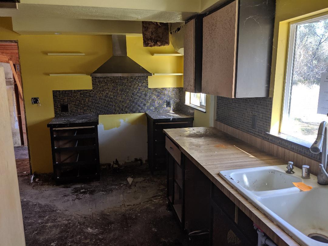 21665 Manton School Road Manton, CA 96059 - Photo 7 of 26 Kitchen