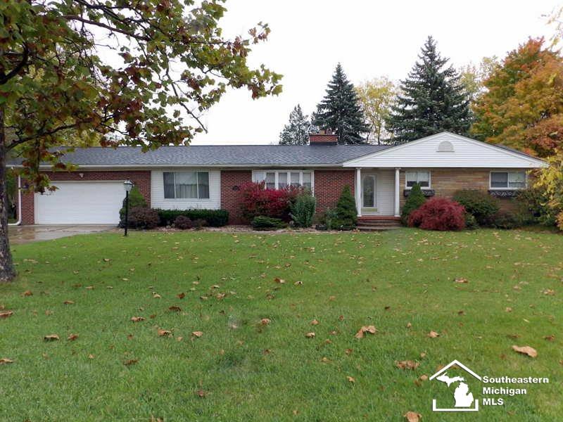 26215 Allen Road Woodhaven, MI 48183 - Photo 1 of 38