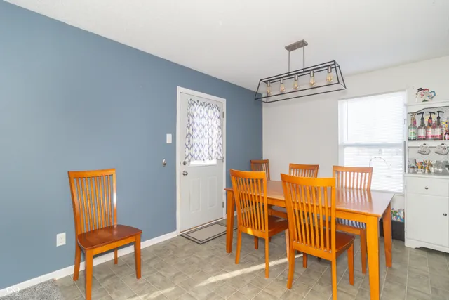 $264,977 | 784 Streamside Drive, Greenfield, IN 46140