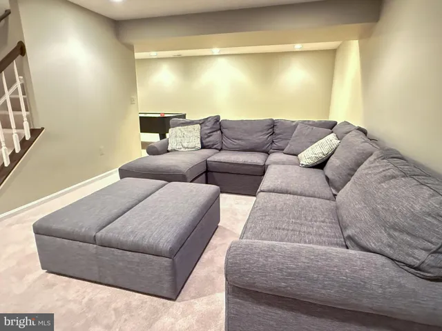 $4,200 | 15292 Surrey House Way, Centreville, VA 20120