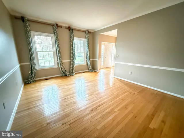 $4,200 | 15292 Surrey House Way, Centreville, VA 20120