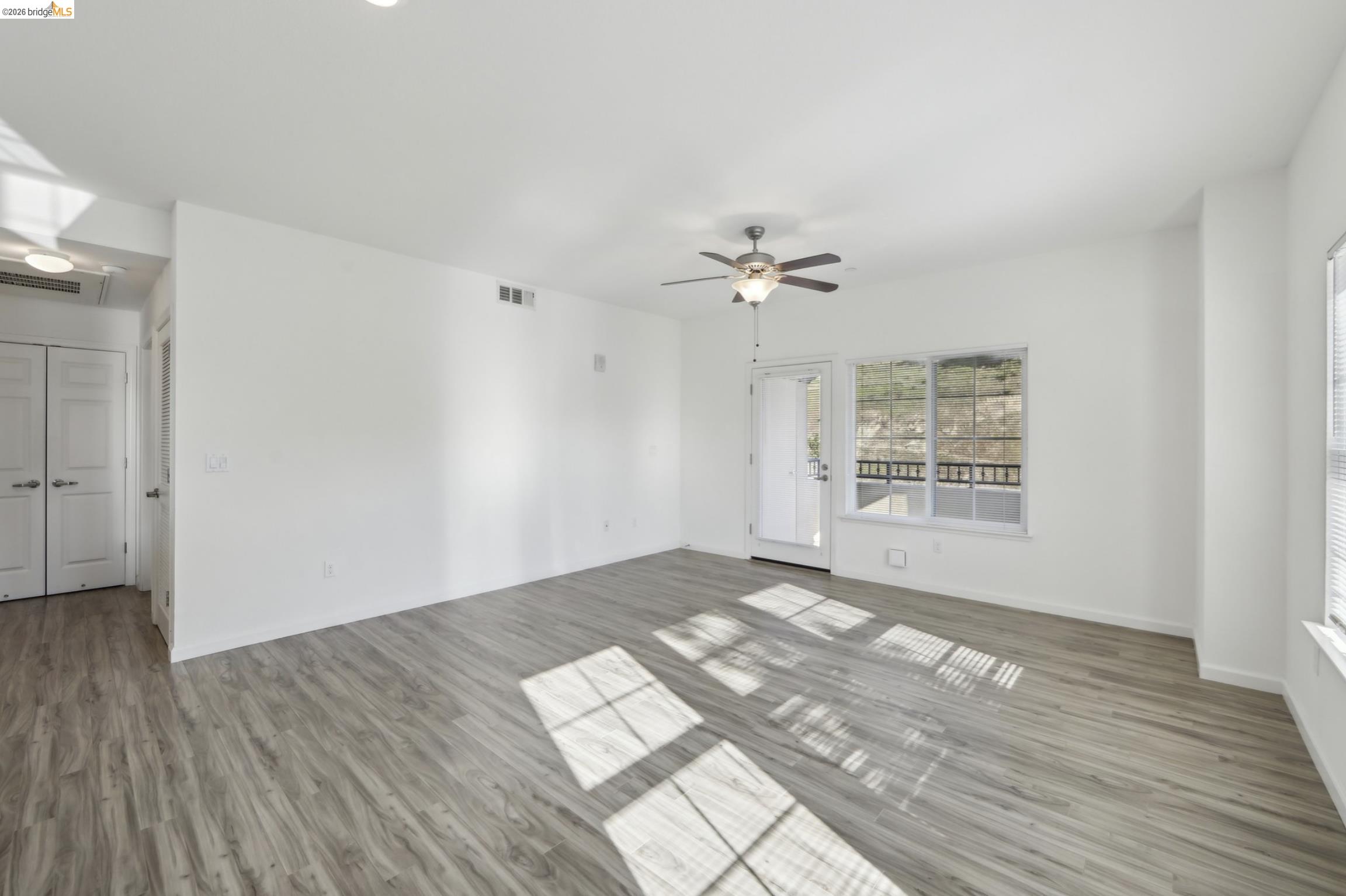 720 Shell Avenue Martinez, CA 94553 - Photo 12 of 28