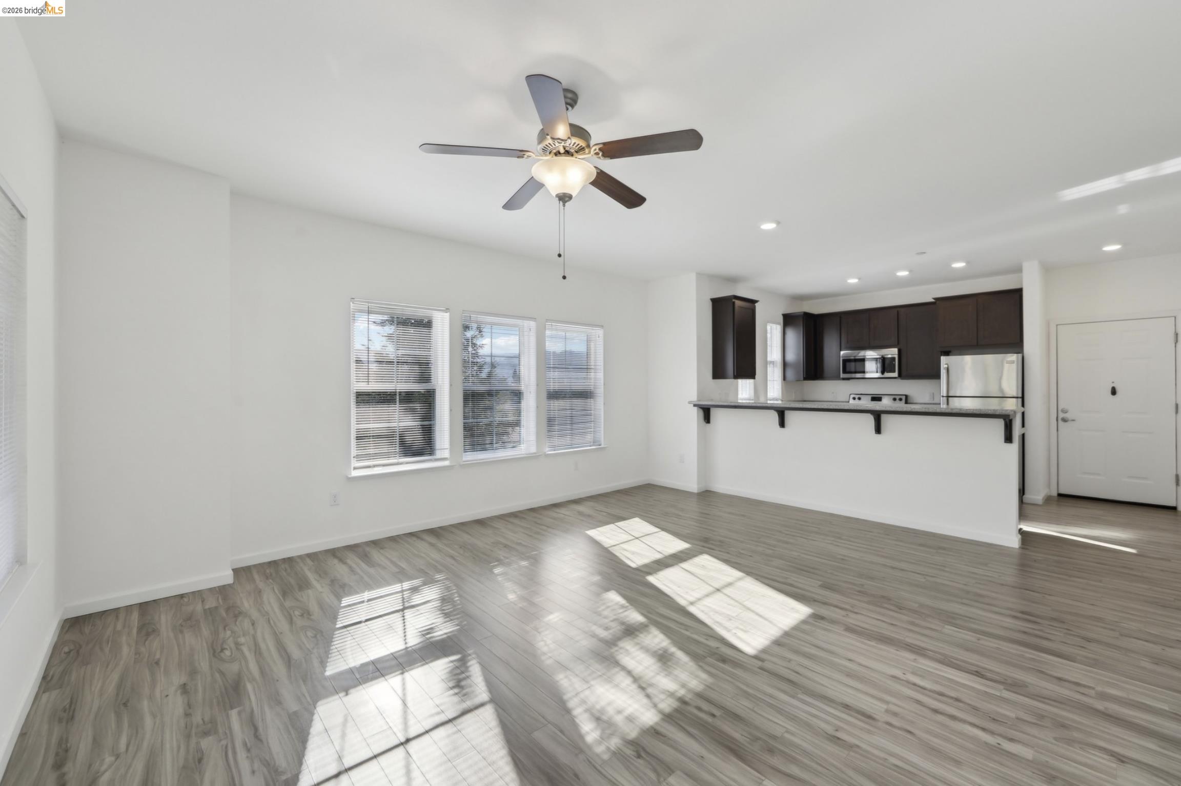 720 Shell Avenue Martinez, CA 94553 - Photo 13 of 28