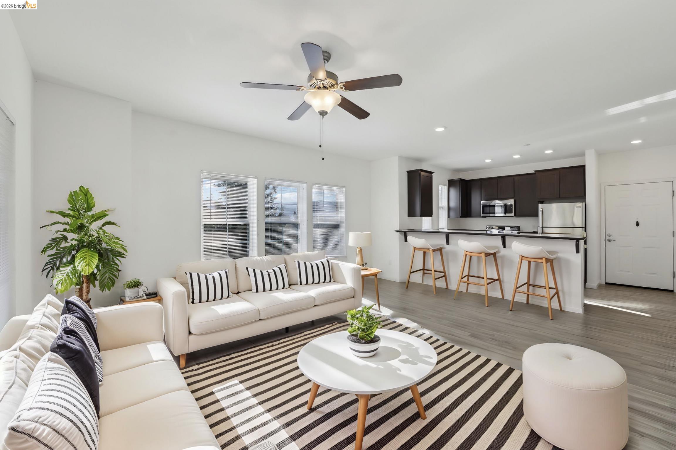 720 Shell Avenue Martinez, CA 94553 - Photo 14 of 28