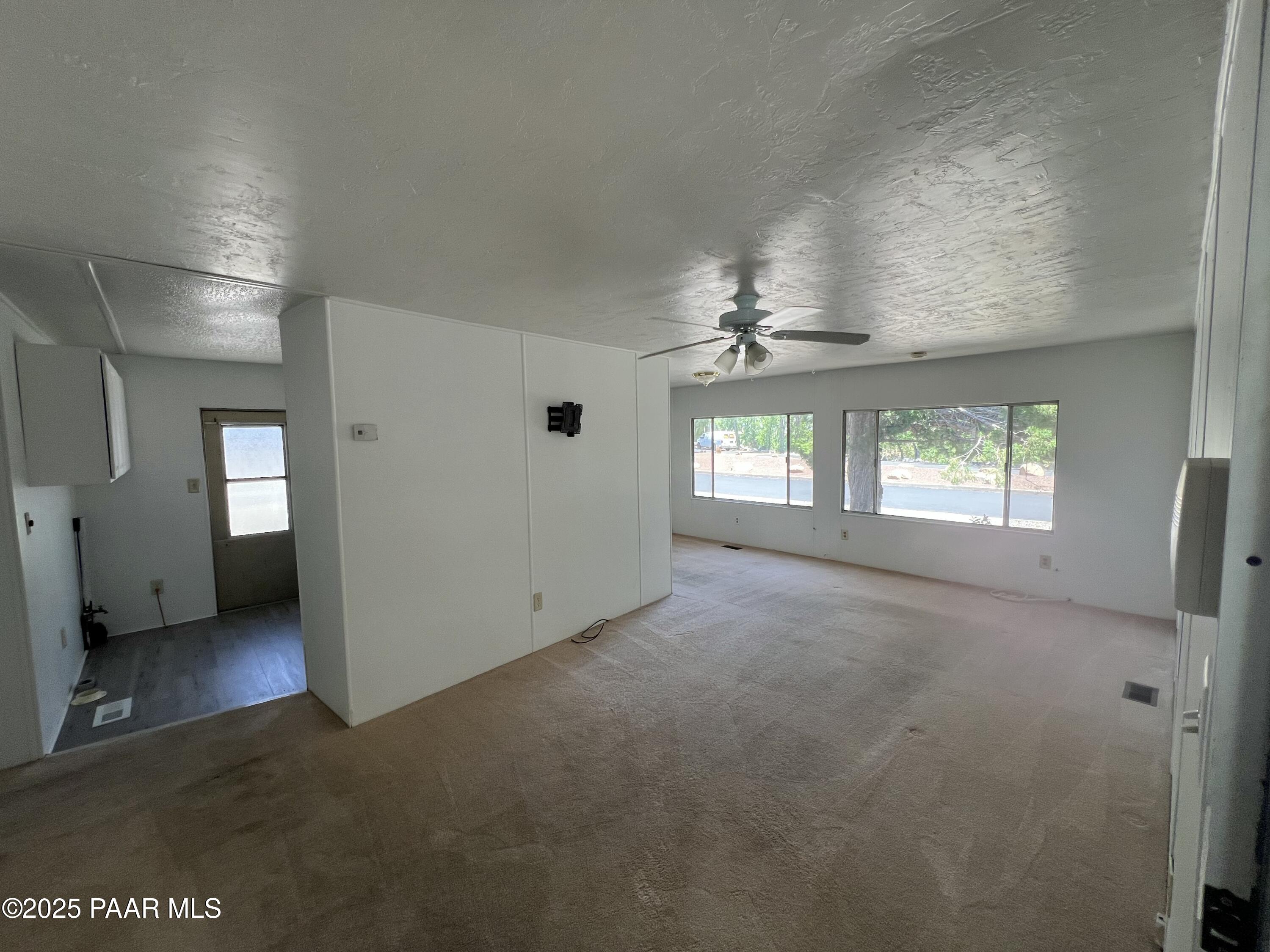 960 Peace Lane, Unit 55 Prescott, AZ 86305 - Photo 2 of 25 Greatroom