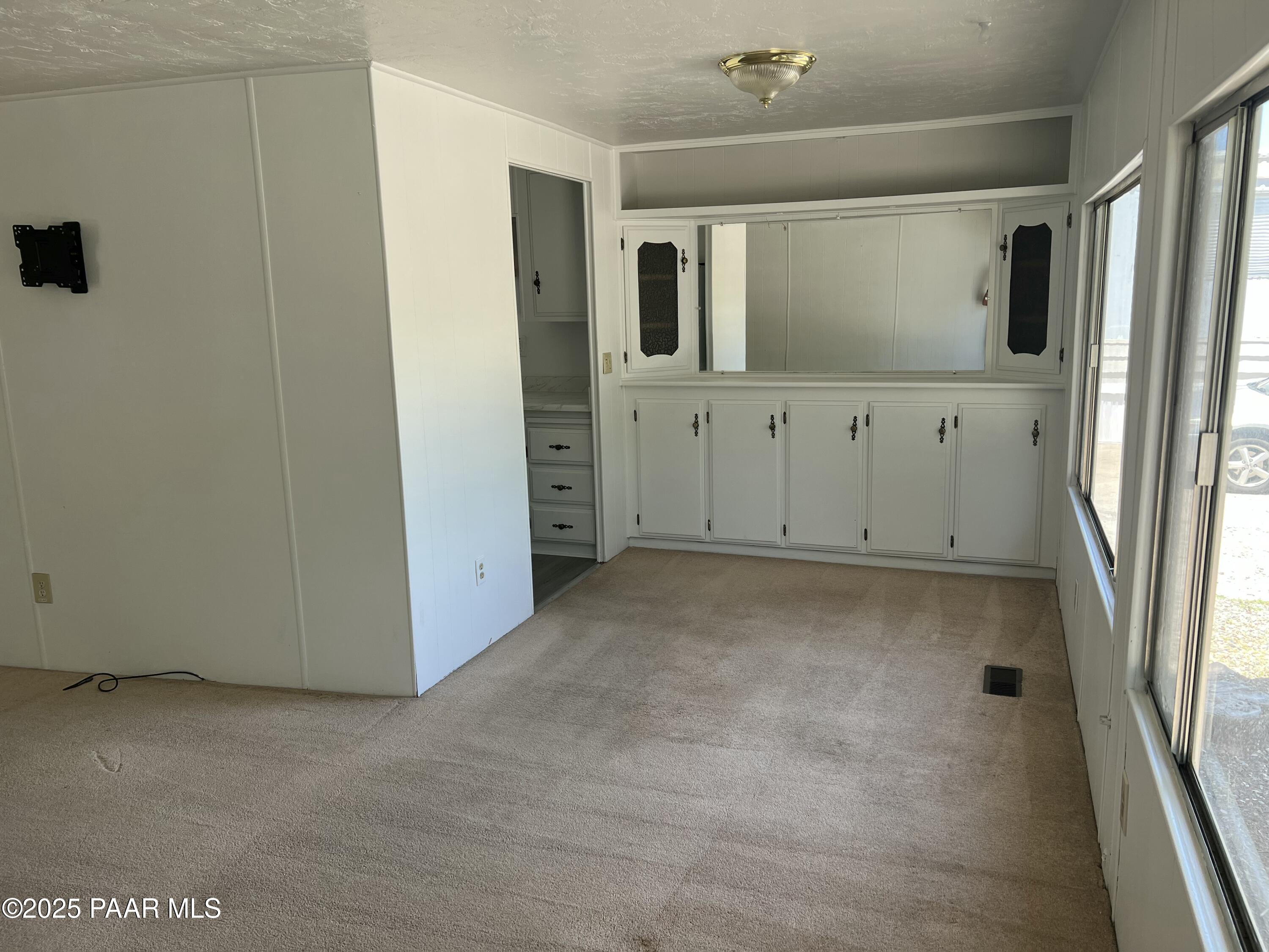 960 Peace Lane, Unit 55 Prescott, AZ 86305 - Photo 5 of 25 Dinig