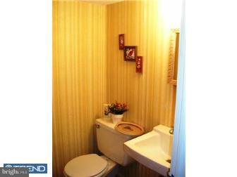 13023 Stevens Road Philadelphia, PA 19116 - Photo 6 of 9