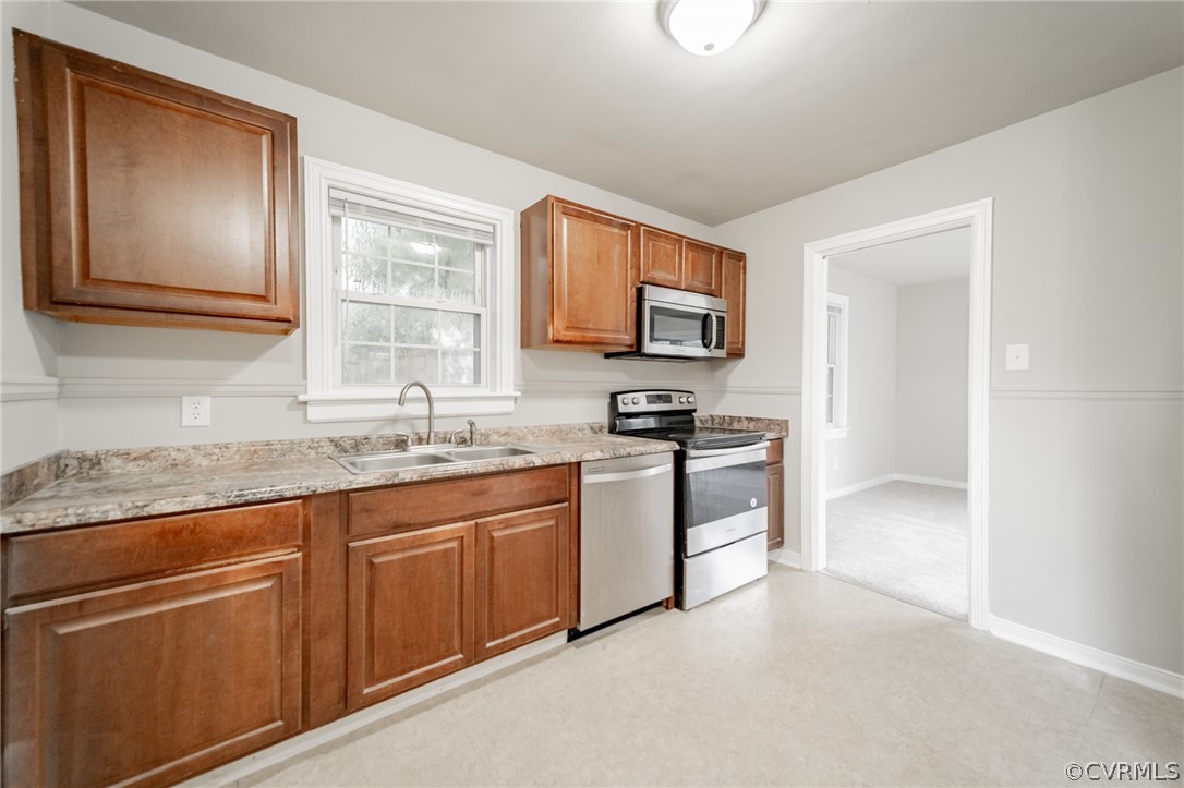 1802 Lyndover Road Richmond, VA 23222 - Photo 5 of 15 Gallery Image 5