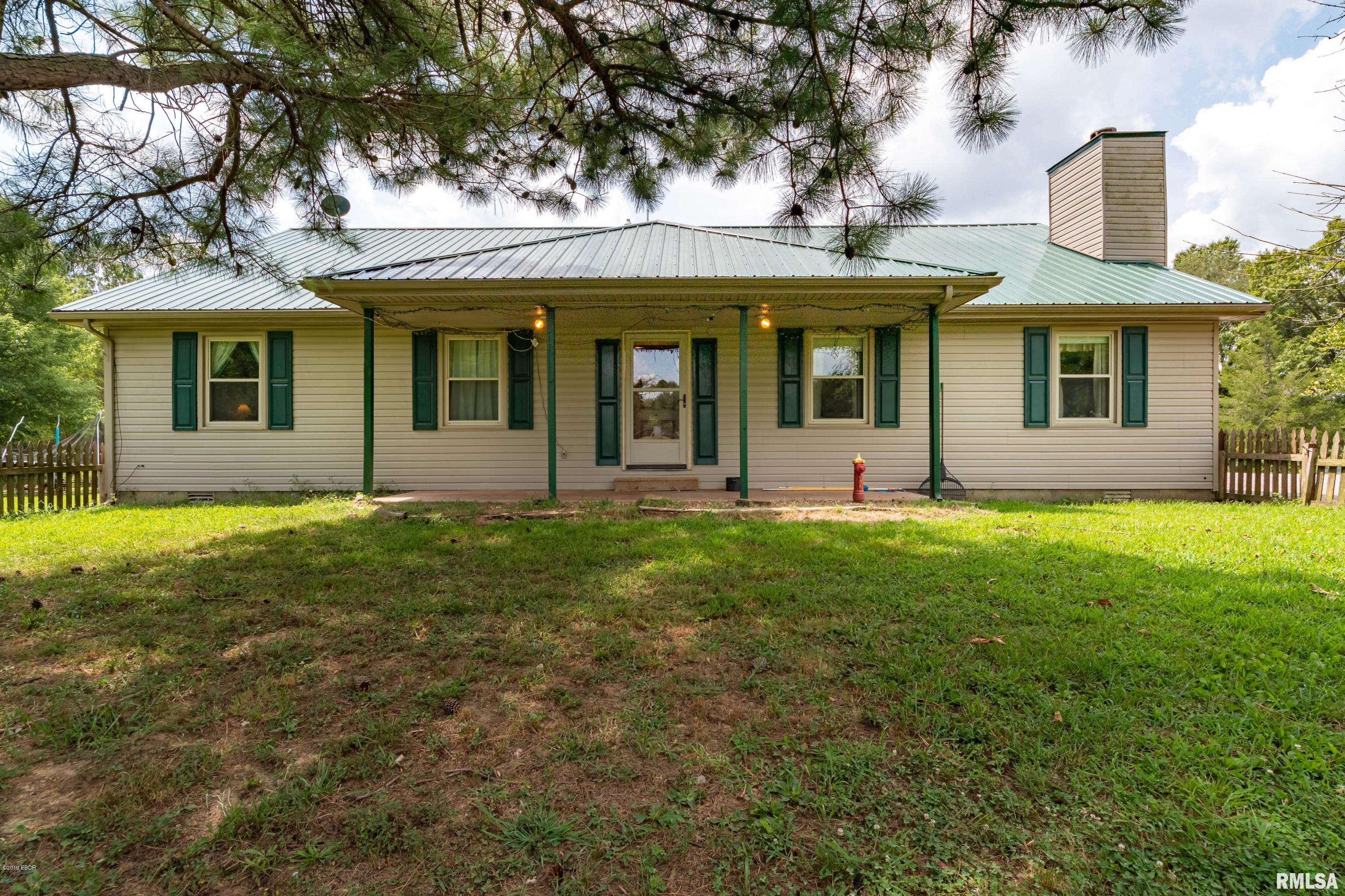 19023 Galatia Post Road Marion, IL 62959 - Photo 1 of 50 Gallery Image 1