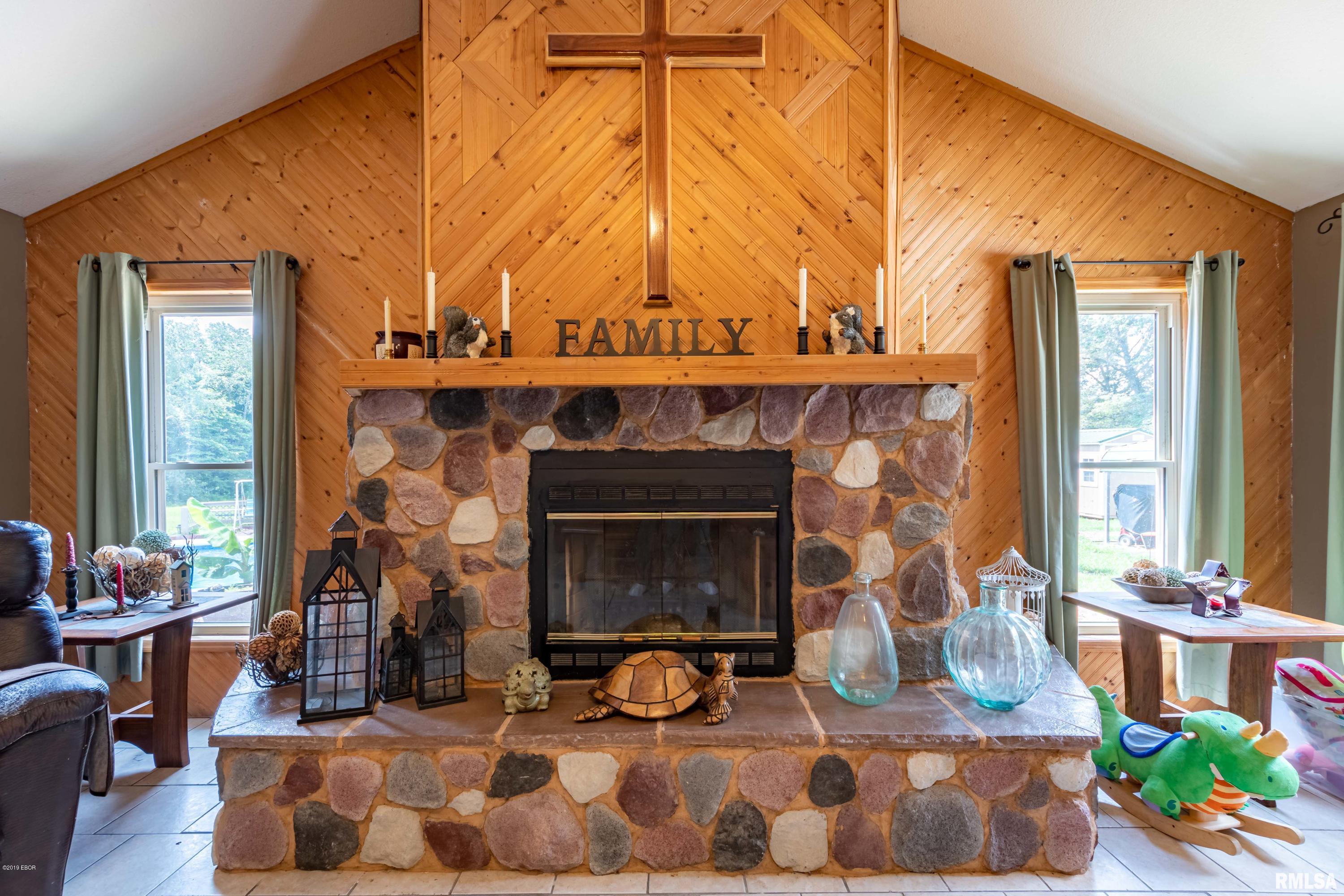 19023 Galatia Post Road Marion, IL 62959 - Photo 15 of 50 Gallery Image 15