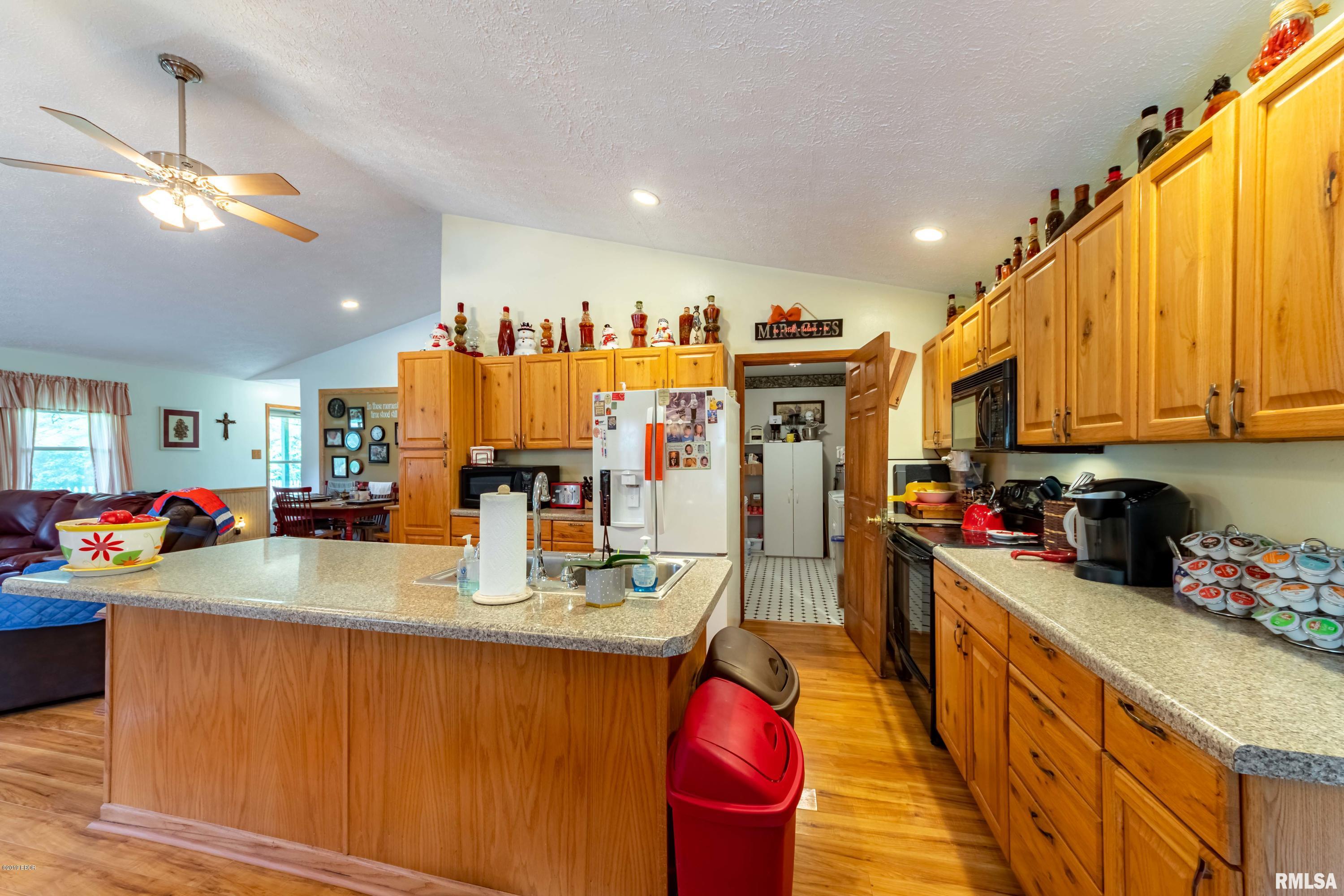 19023 Galatia Post Road Marion, IL 62959 - Photo 17 of 50 Gallery Image 17