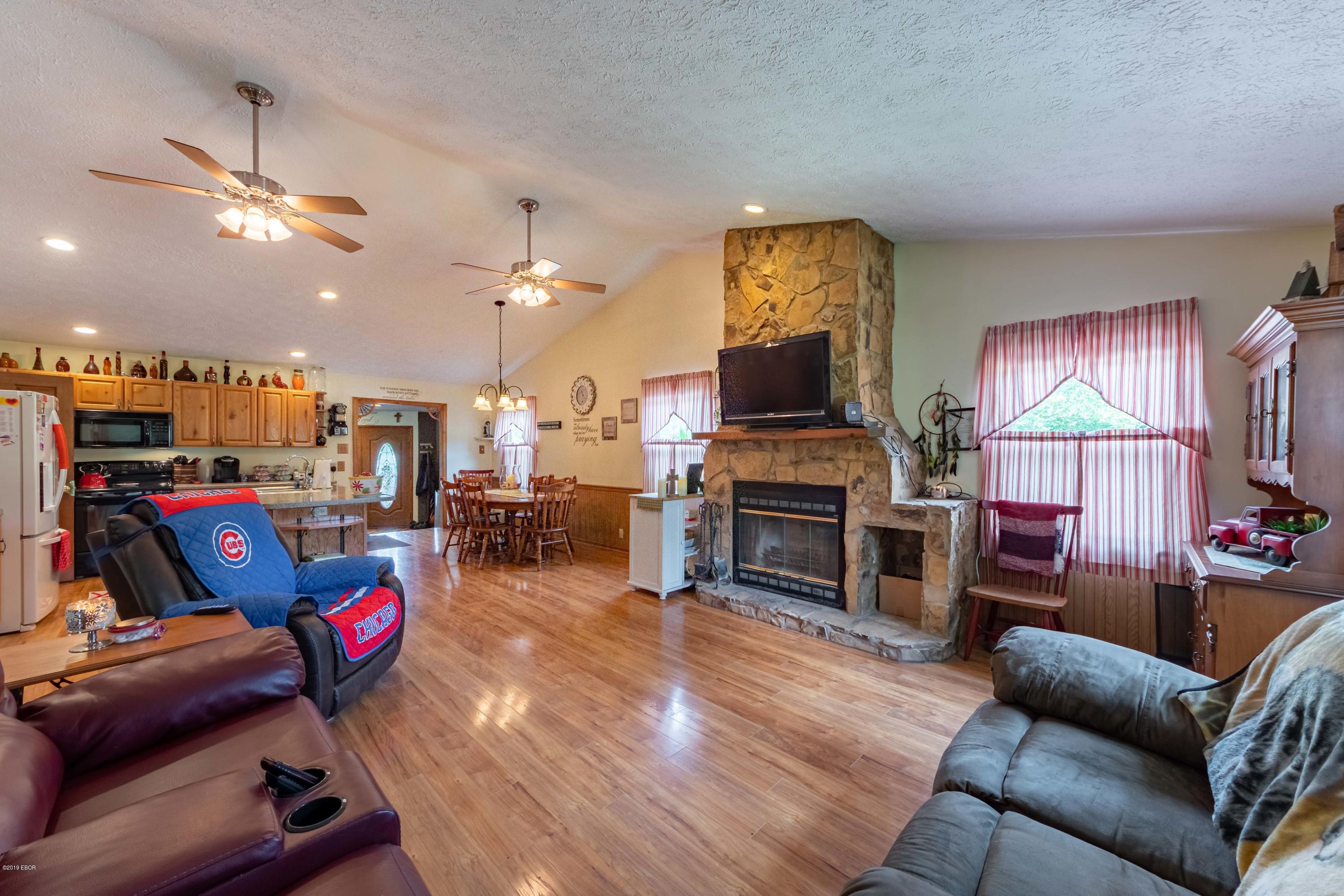 19023 Galatia Post Road Marion, IL 62959 - Photo 21 of 50 Gallery Image 21