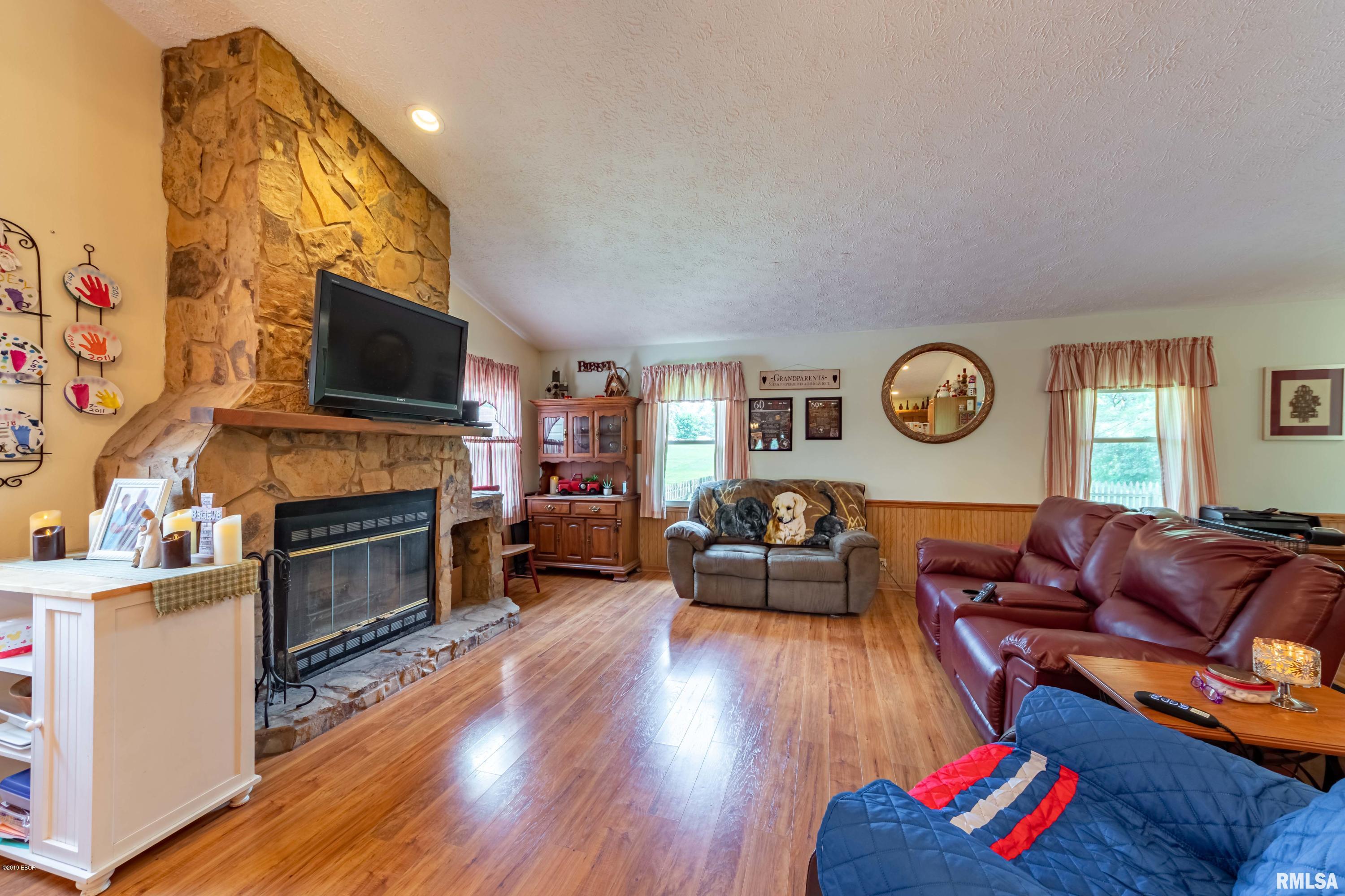 19023 Galatia Post Road Marion, IL 62959 - Photo 22 of 50 Gallery Image 22