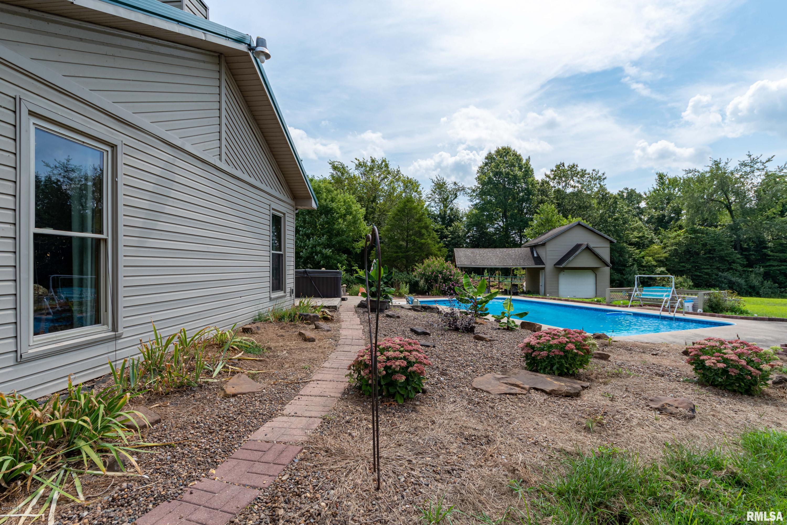 19023 Galatia Post Road Marion, IL 62959 - Photo 43 of 50 Gallery Image 43