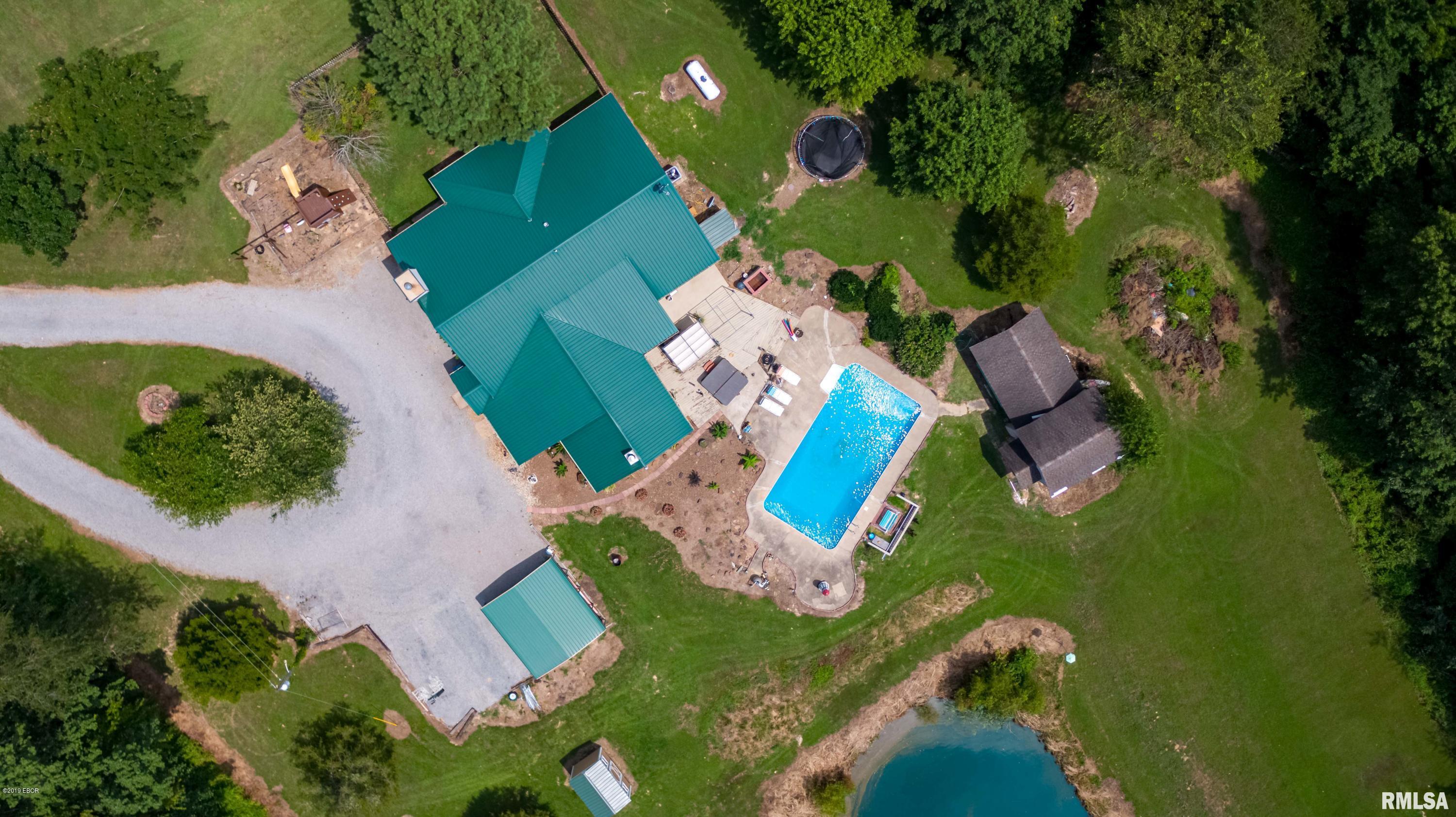 19023 Galatia Post Road Marion, IL 62959 - Photo 7 of 50 Gallery Image 7