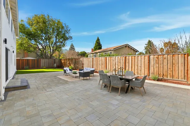 $1,999,999 | 220 Daylight Place, Danville, CA 94526