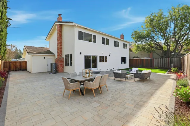 $1,999,999 | 220 Daylight Place, Danville, CA 94526