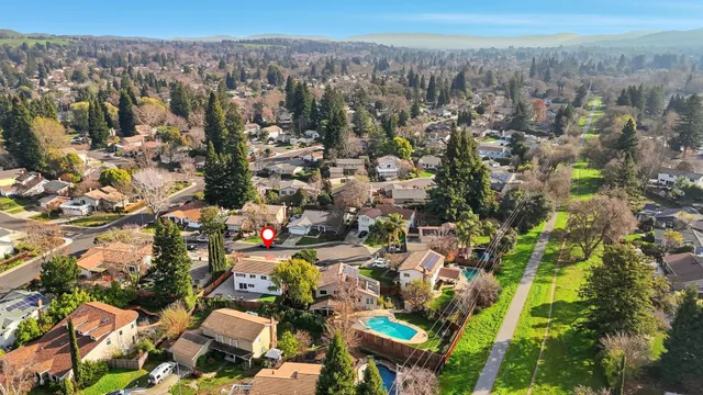 $1,999,999 | 220 Daylight Place, Danville, CA 94526