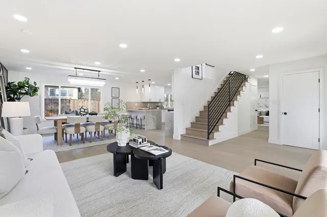 $1,999,999 | 220 Daylight Place, Danville, CA 94526