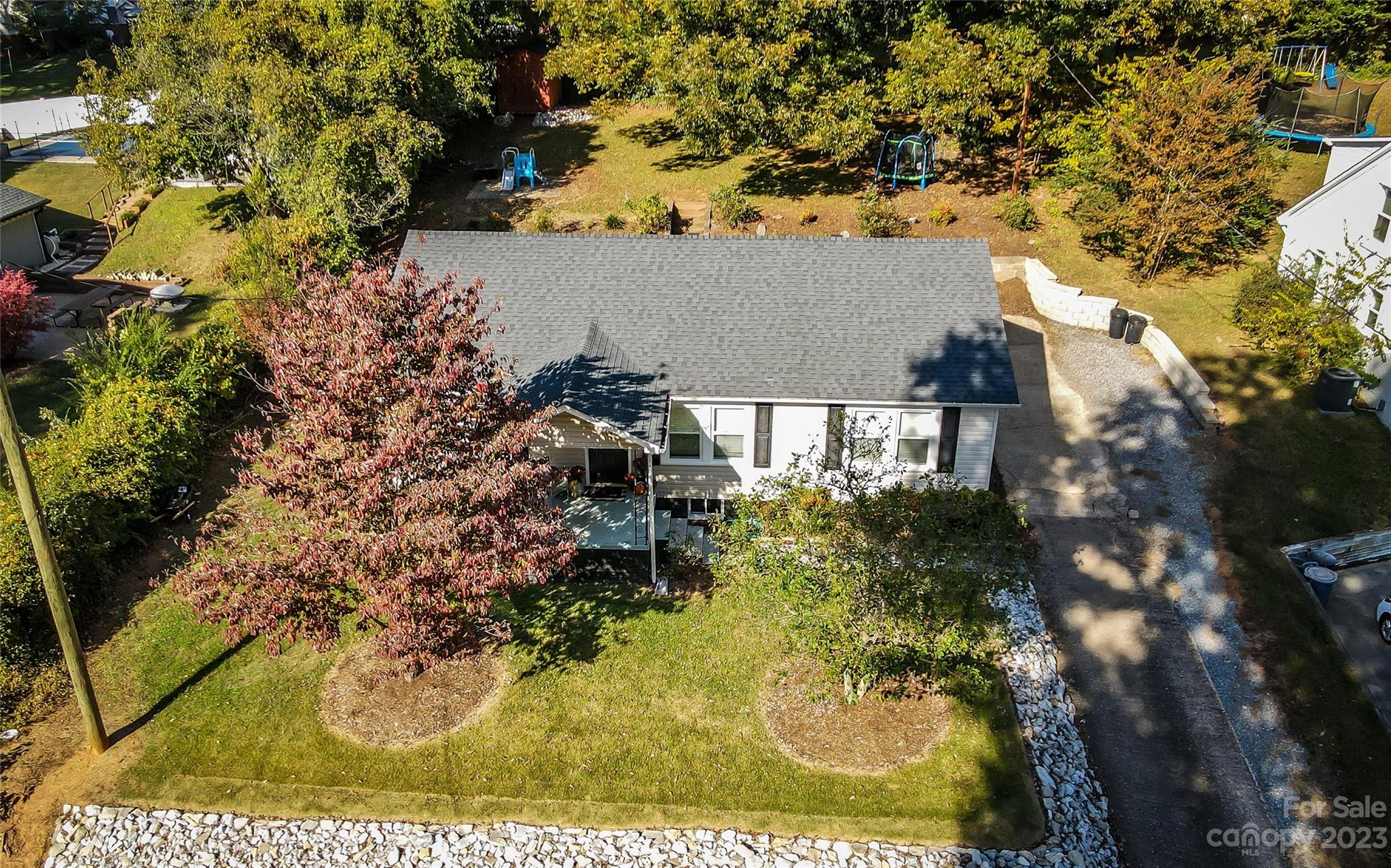 106 Cascade Street Morganton, NC 28655 - Photo 6 of 36 front view of a house