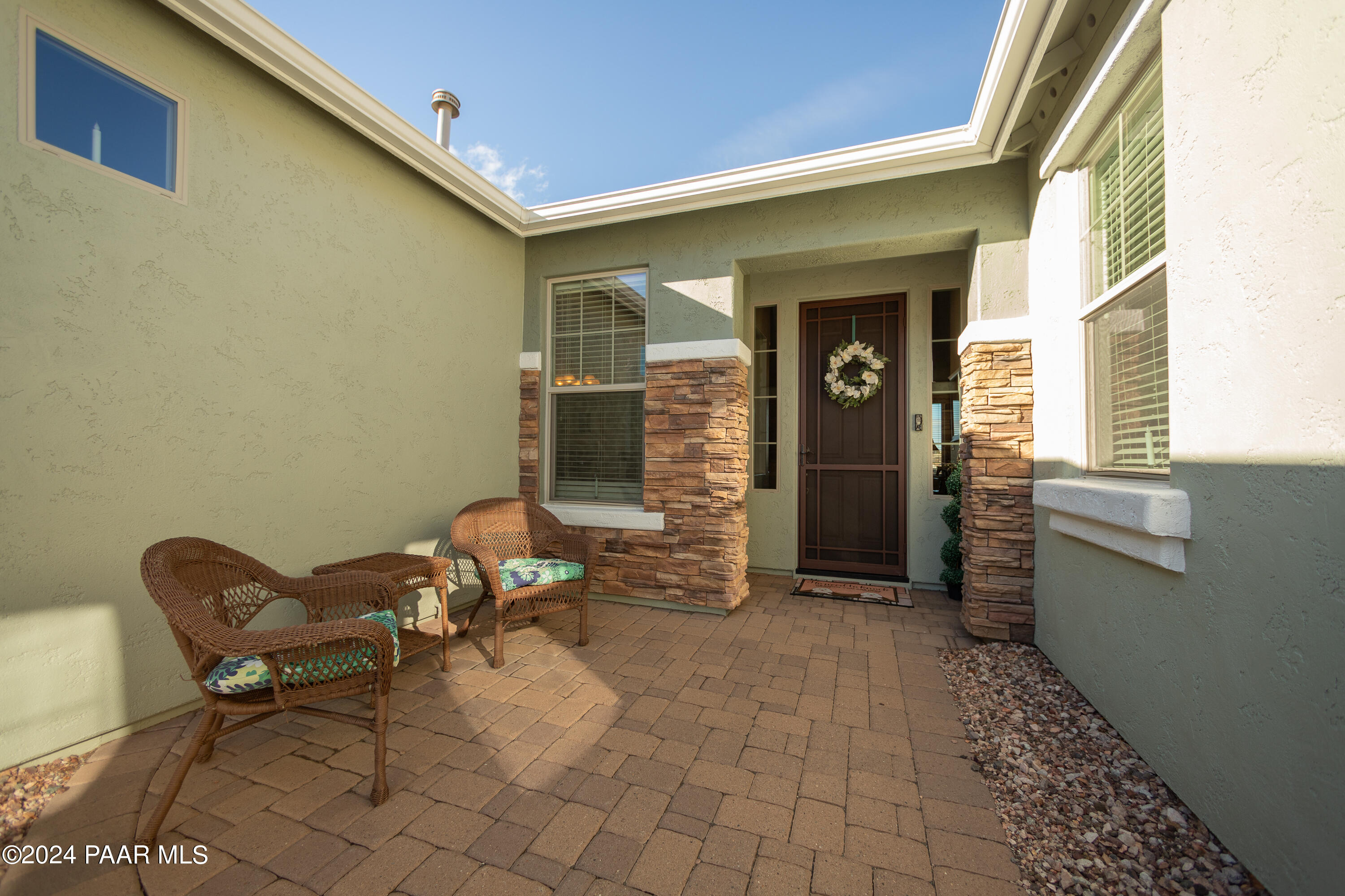 1109 Stack Rock Road Prescott Valley, AZ 86314 - Photo 5 of 91 Front Patio