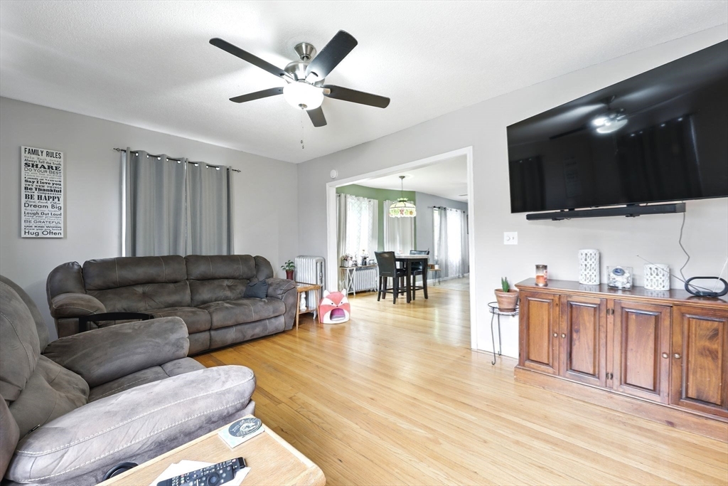 143-145 Westfield Road Holyoke, MA 01040 - Photo 10 of 38 Gallery Image 10