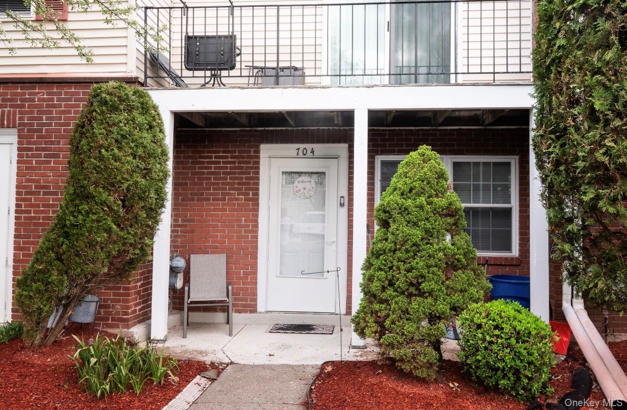 276 Temple Hill Road, Unit 704 New Windsor, NY 12553 - Photo 18 of 18 a aerial view of a house