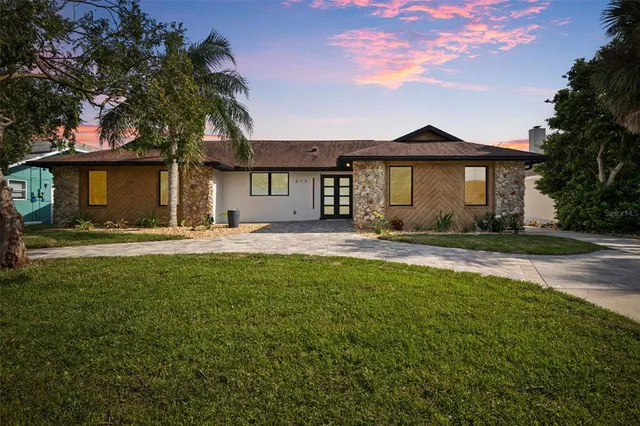 $1,049,000 | 615 Cumberland Drive, Flagler Beach, FL 32136