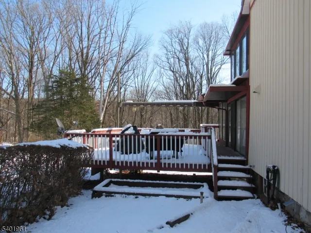 $440,000 | 97 Hickory Corner Road, Milford, NJ 08848