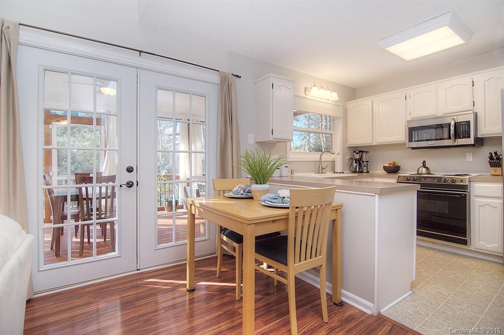 27045 Tidal Way Tega Cay, SC 29708 - Photo 8 of 21 Gallery Image 8