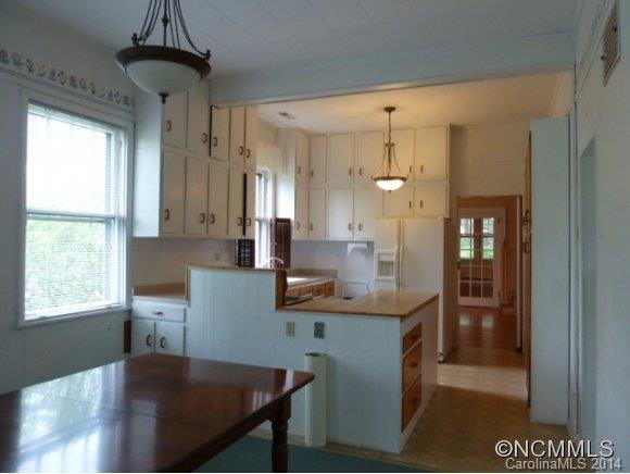 9 Red Oak Road Asheville, NC 28804 - Photo 9 of 13 Gallery Image 9