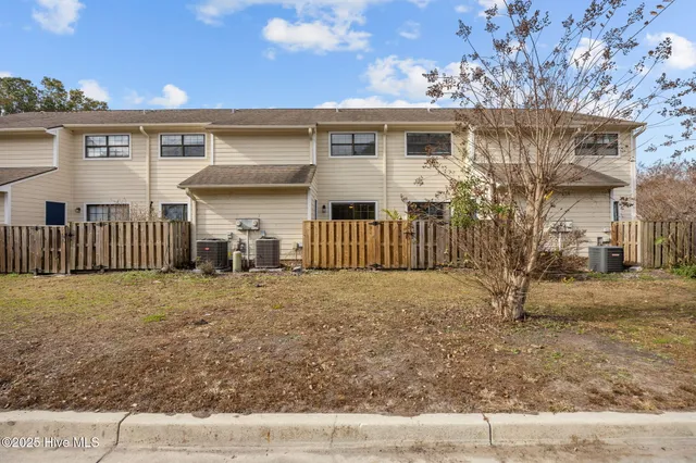 $225,000 | 1731 South 41st Street, Unit C, Wilmington, NC 28403