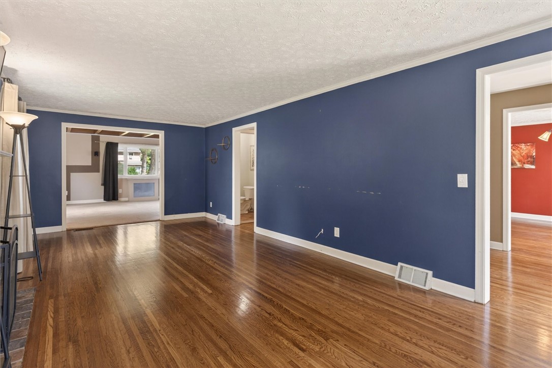 1792 Winton Road North Irondequoit, NY 14609 - Photo 16 of 48