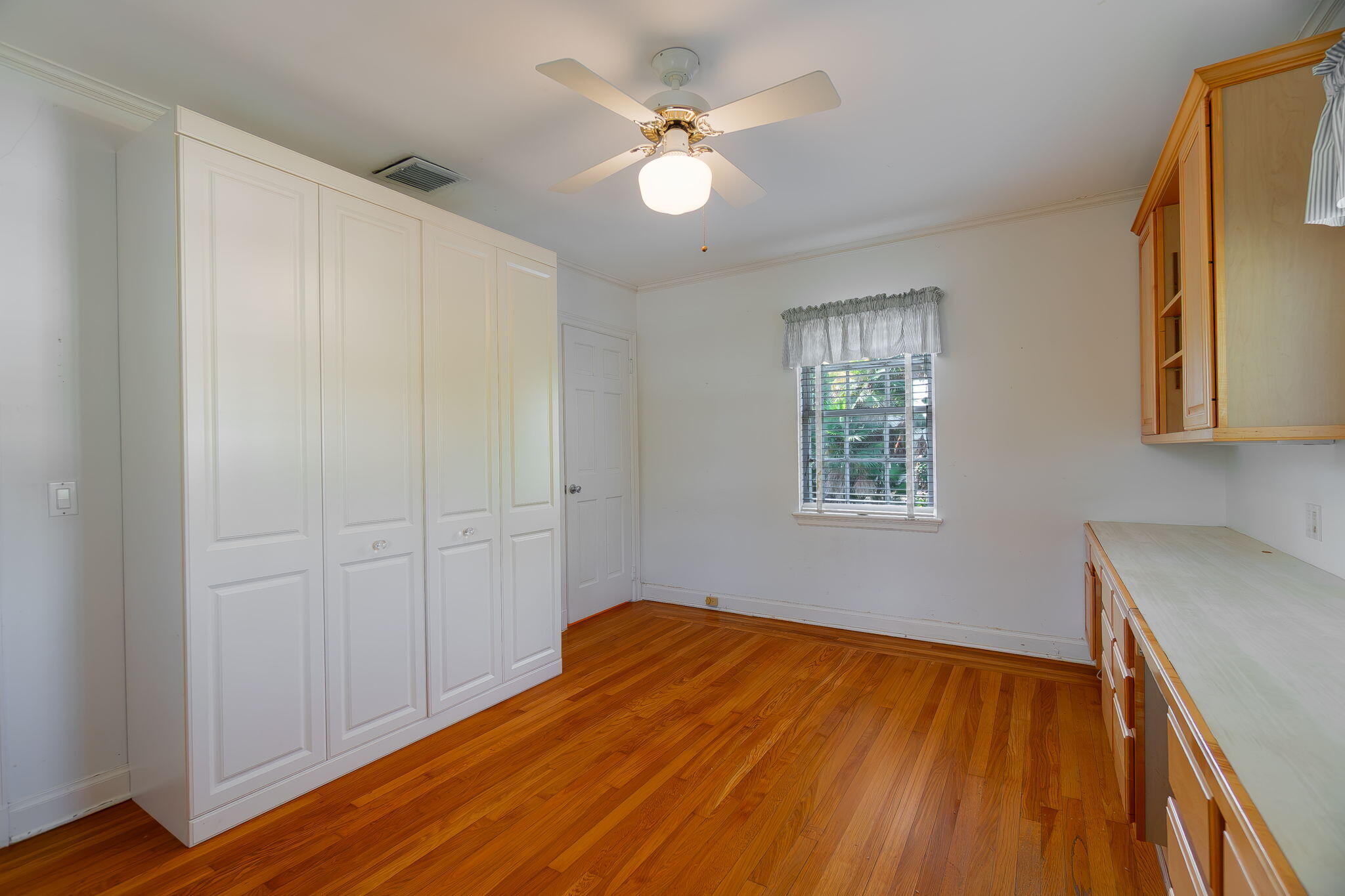 210 Belmonte Road West Palm Beach, FL 33405 - Photo 13 of 67 13-web-or-mls-DSC08417