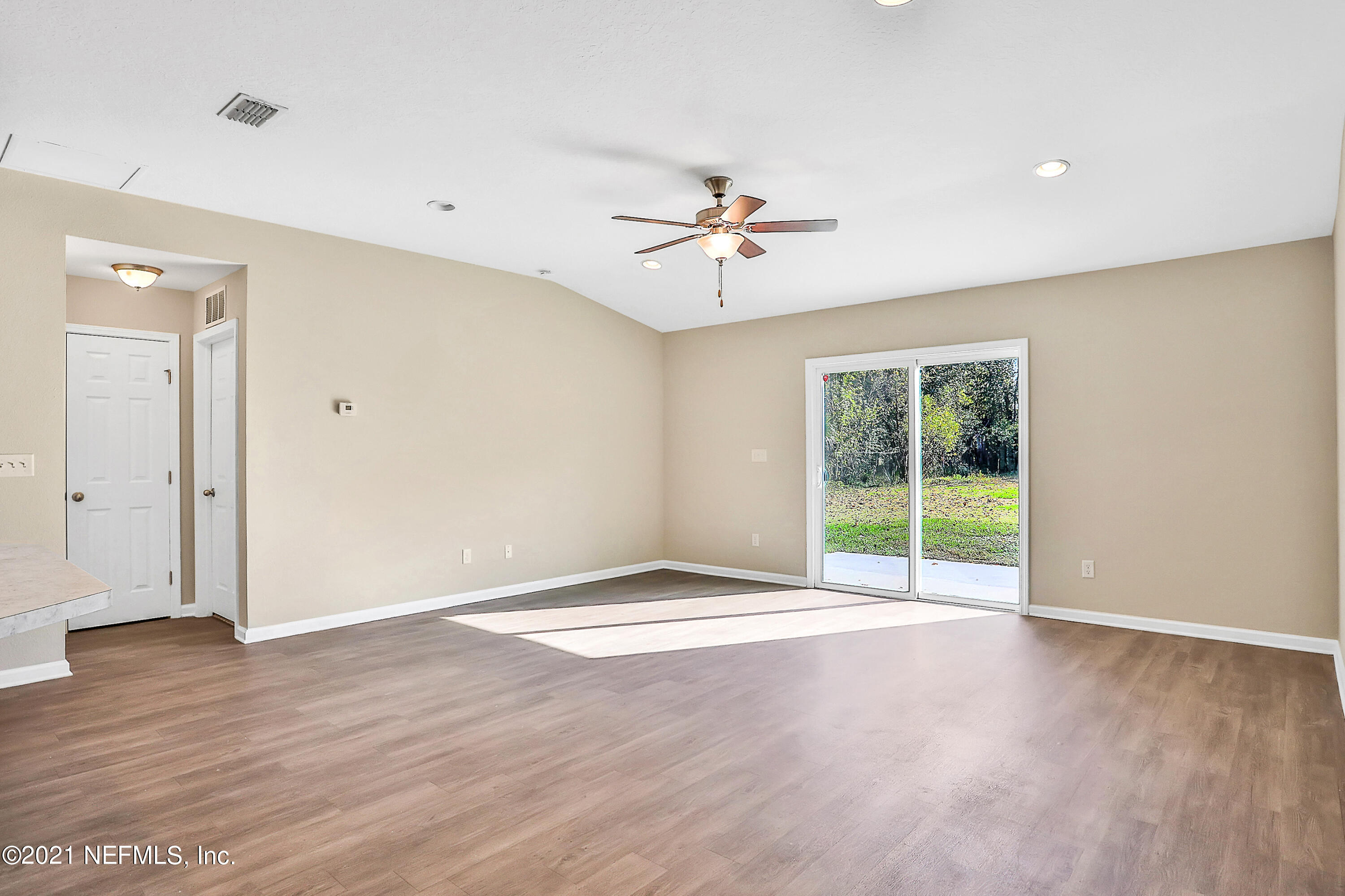 14128 Duval Road Jacksonville, FL 32218 - Photo 13 of 36 297A6571