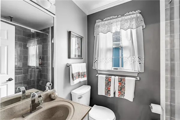 $325,000 | 199 Roscommon Place, Canonsburg, PA 15317