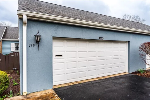 $325,000 | 199 Roscommon Place, Canonsburg, PA 15317
