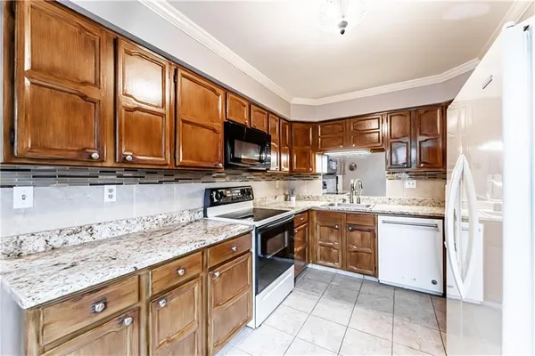 $325,000 | 199 Roscommon Place, Canonsburg, PA 15317