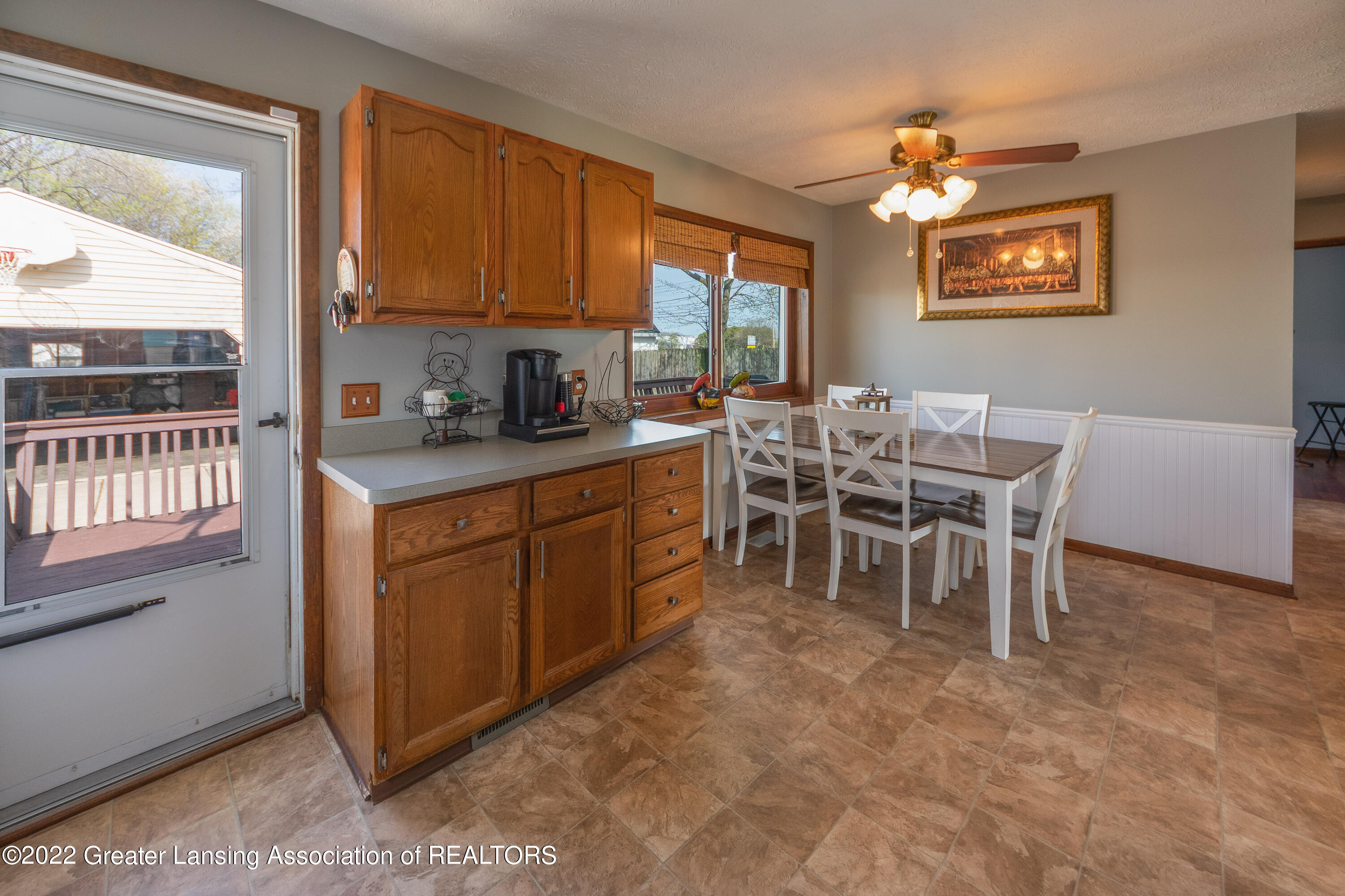 3015 Delta Street Lansing, MI 48906 - Photo 11 of 48 Delta-36