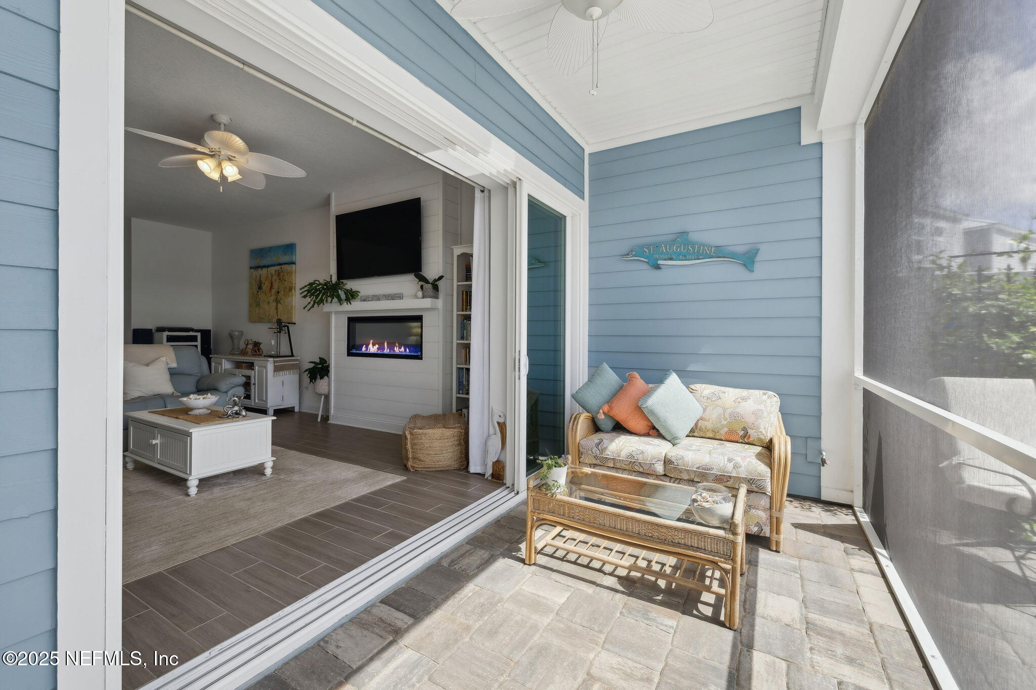 560 Rum Runner Way St. Johns, FL 32259 - Photo 20 of 101 Pocket Doors